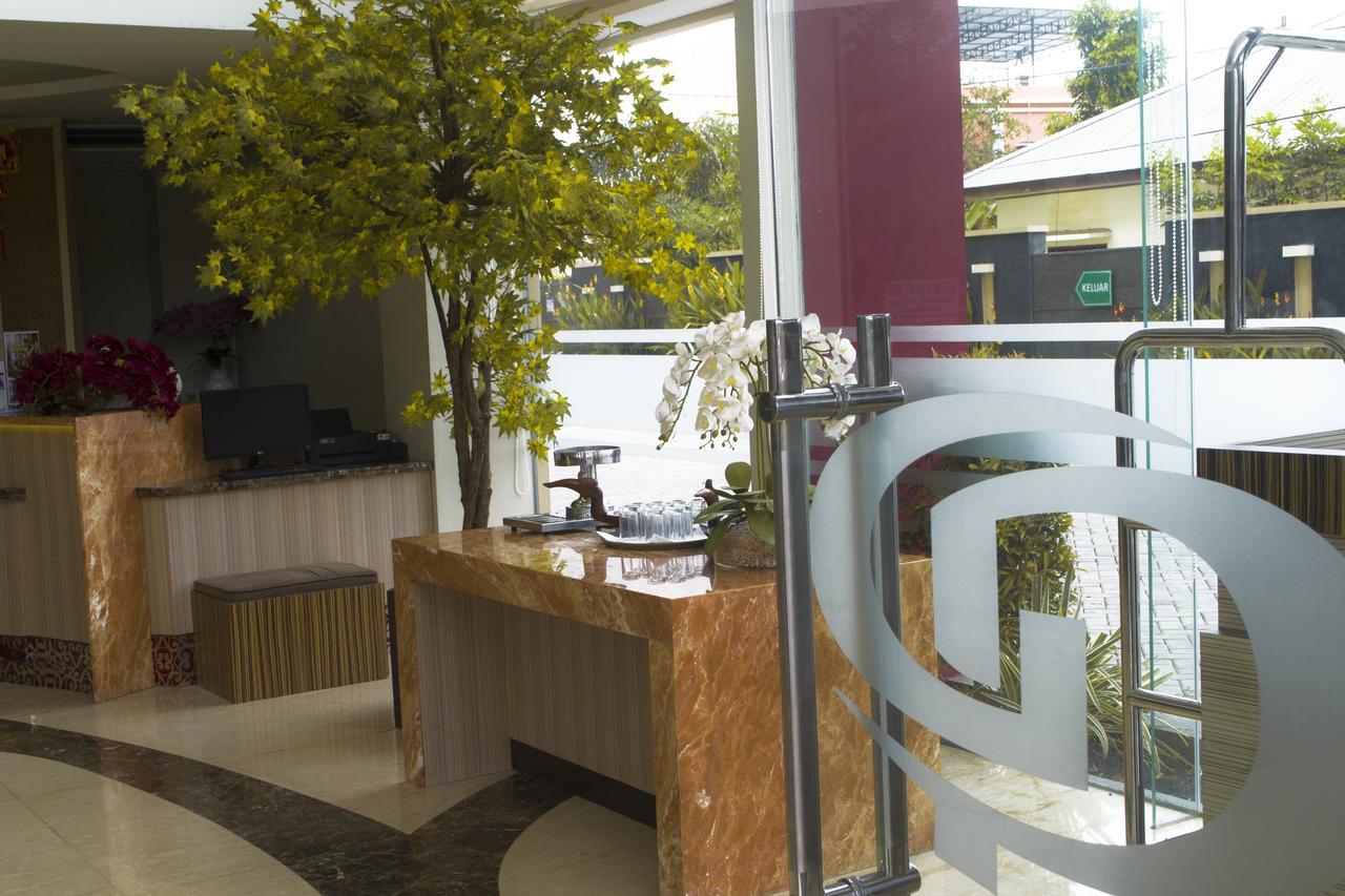 Grand Parama Hotel Tanjung Redep Exterior foto
